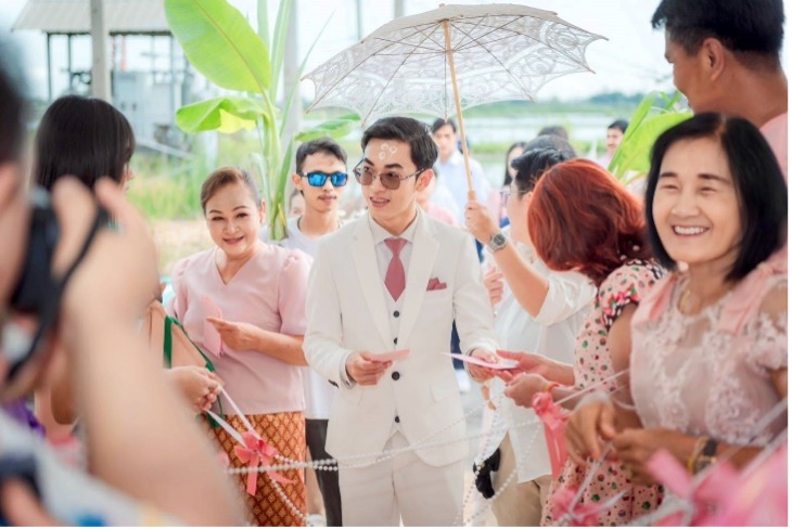 ด่านประตูเงินประตูทอง
